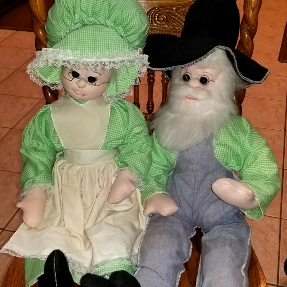 Country Dolls - Picture 1 of 7